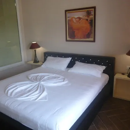 Villamaria 3*