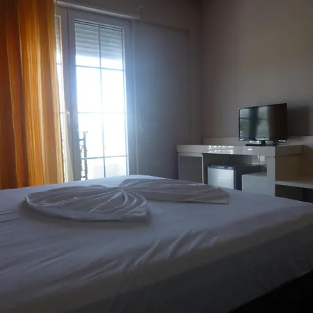 Villamaria Hotel 3*