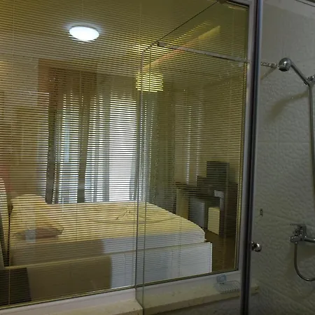 Отель Villamaria 3*