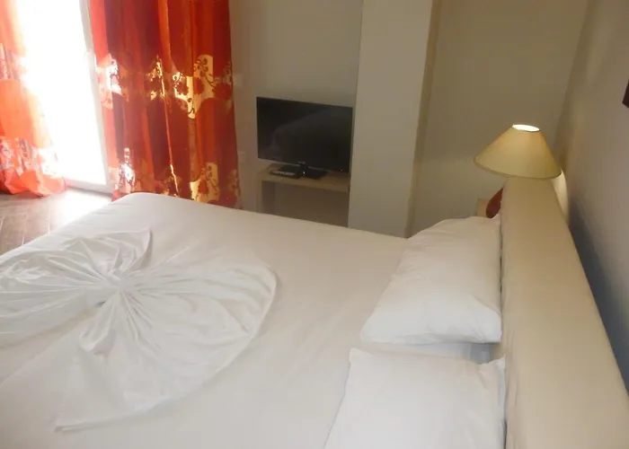 Villamaria 3*